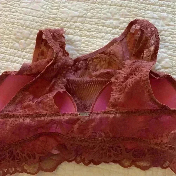 Pink - Picture 2 of 3